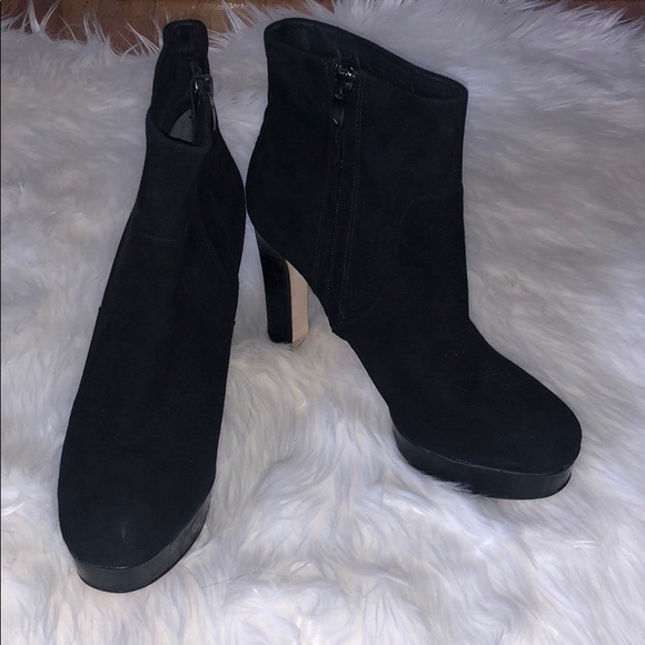 via spiga black suede booties